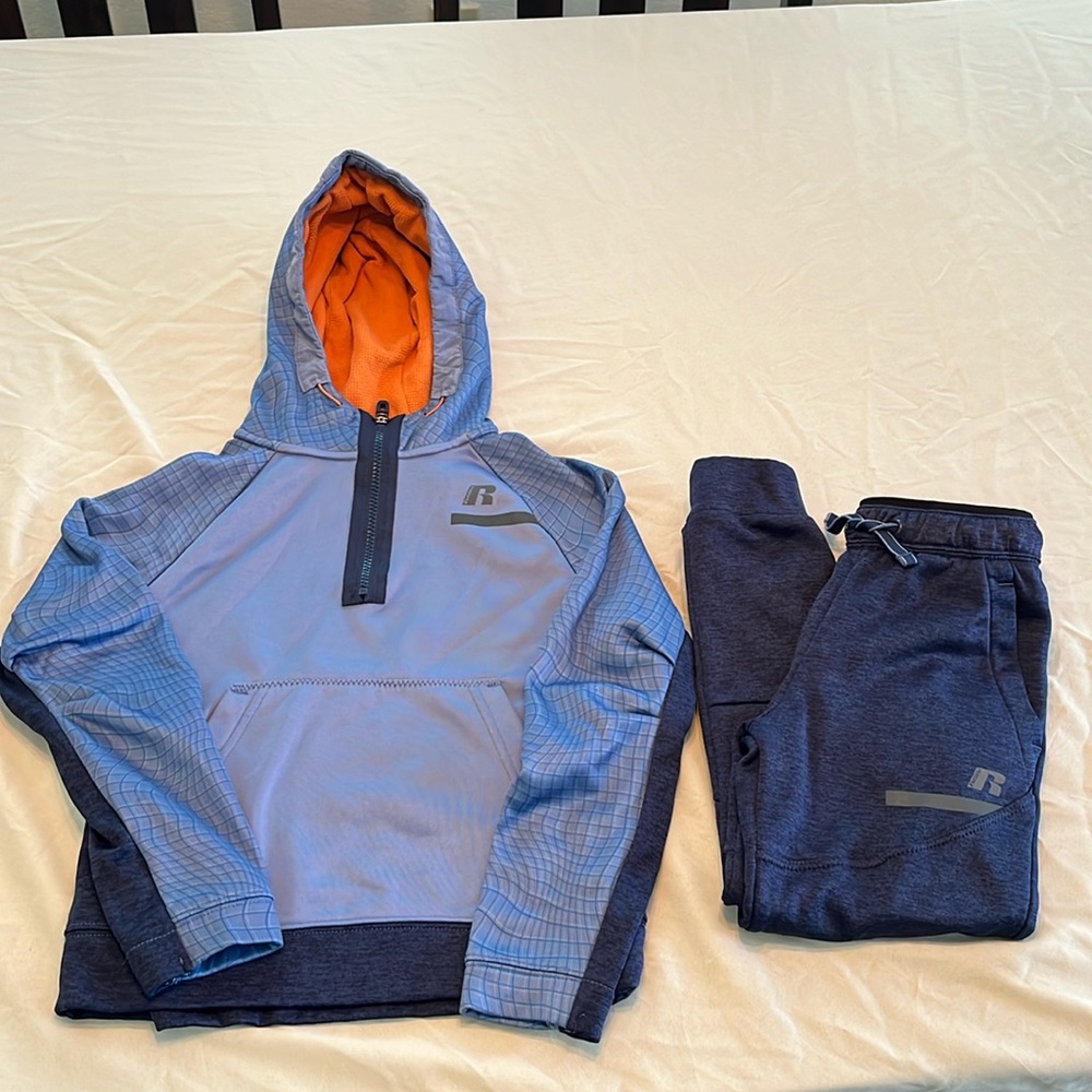 Boys matching Russell sweatsuit
